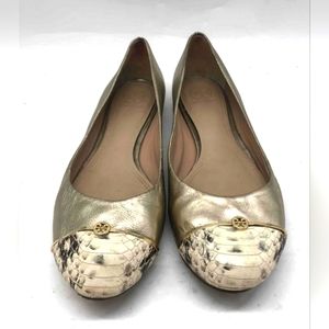 Tory Burch Gold Snake print Size 10